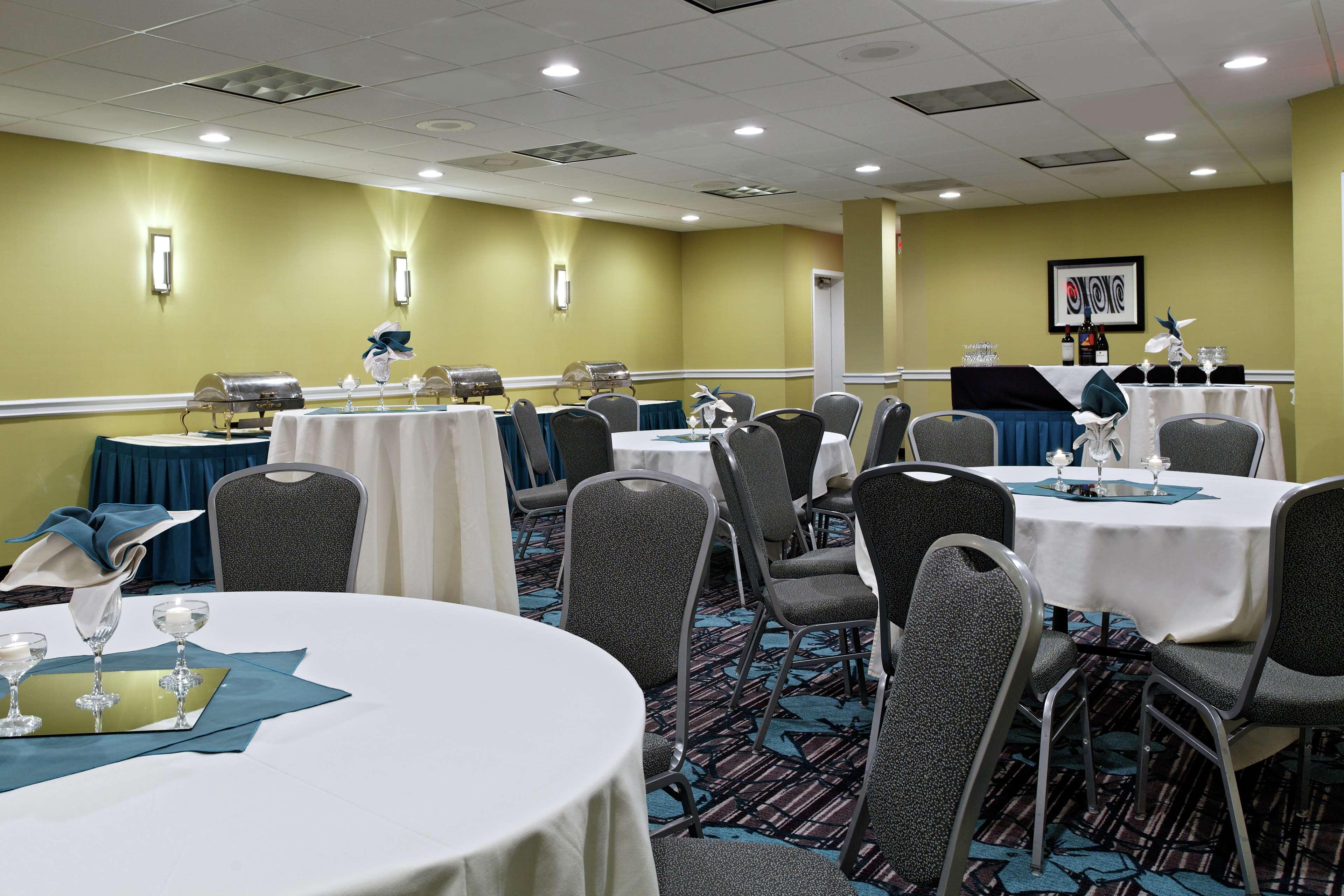 Hotel Doubletree By Hilton Richmond - Midlothian Exterior foto