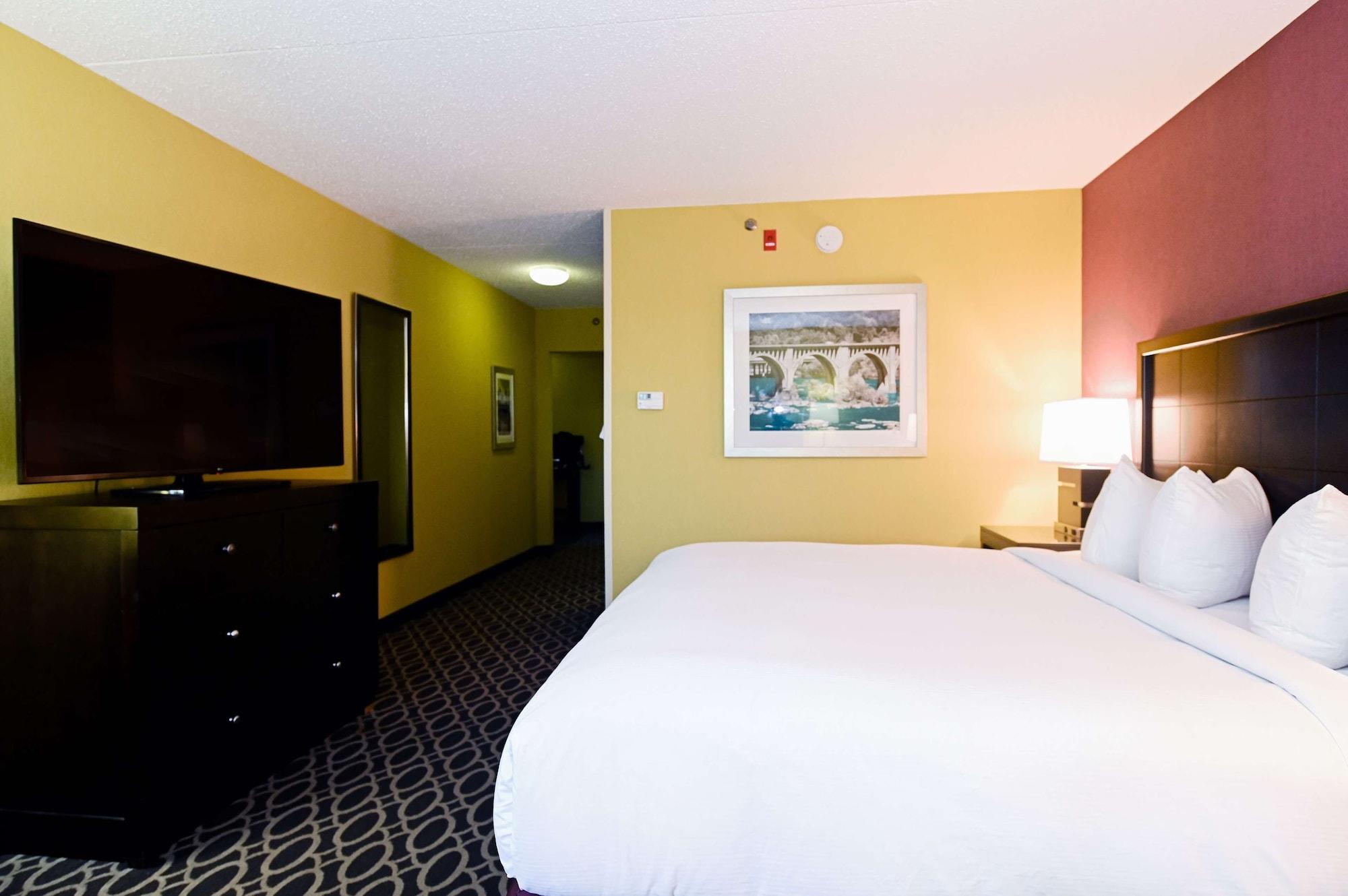 Hotel Doubletree By Hilton Richmond - Midlothian Exterior foto